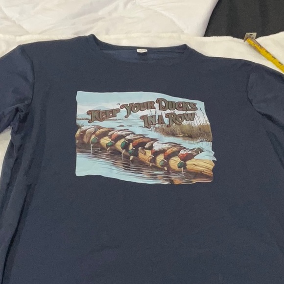 Graphic Short Sleeve T-Shirt with Duck Design - Picture 1 of 7